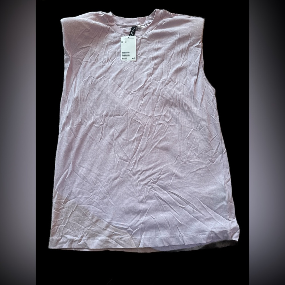 Divided H & M lavender shirt with shoulder pads brand new